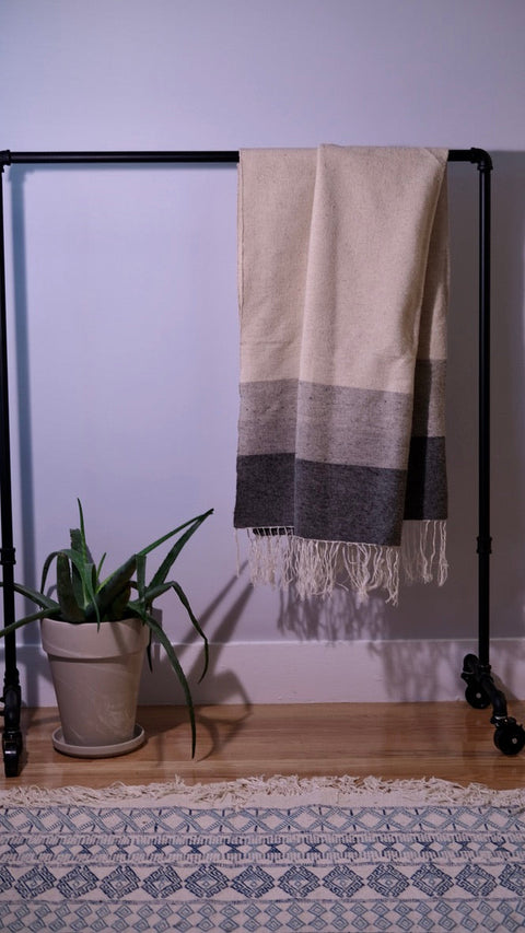 Oversized Shawl | Grey Block Weave