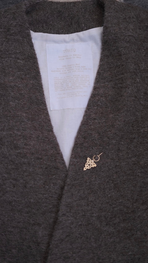 The Asymmetric Cloak | T.XII