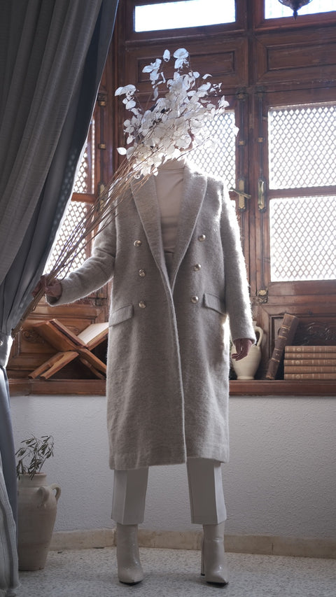 The Double-Breasted Coat | T.III