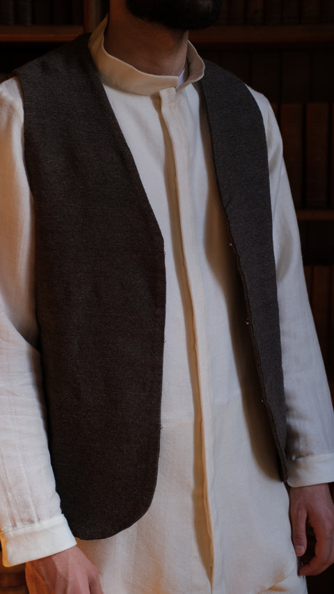 The Classic Vest | Talib VI